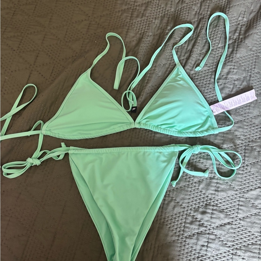 NWOT Fabletics bikini - Picture 2 of 8